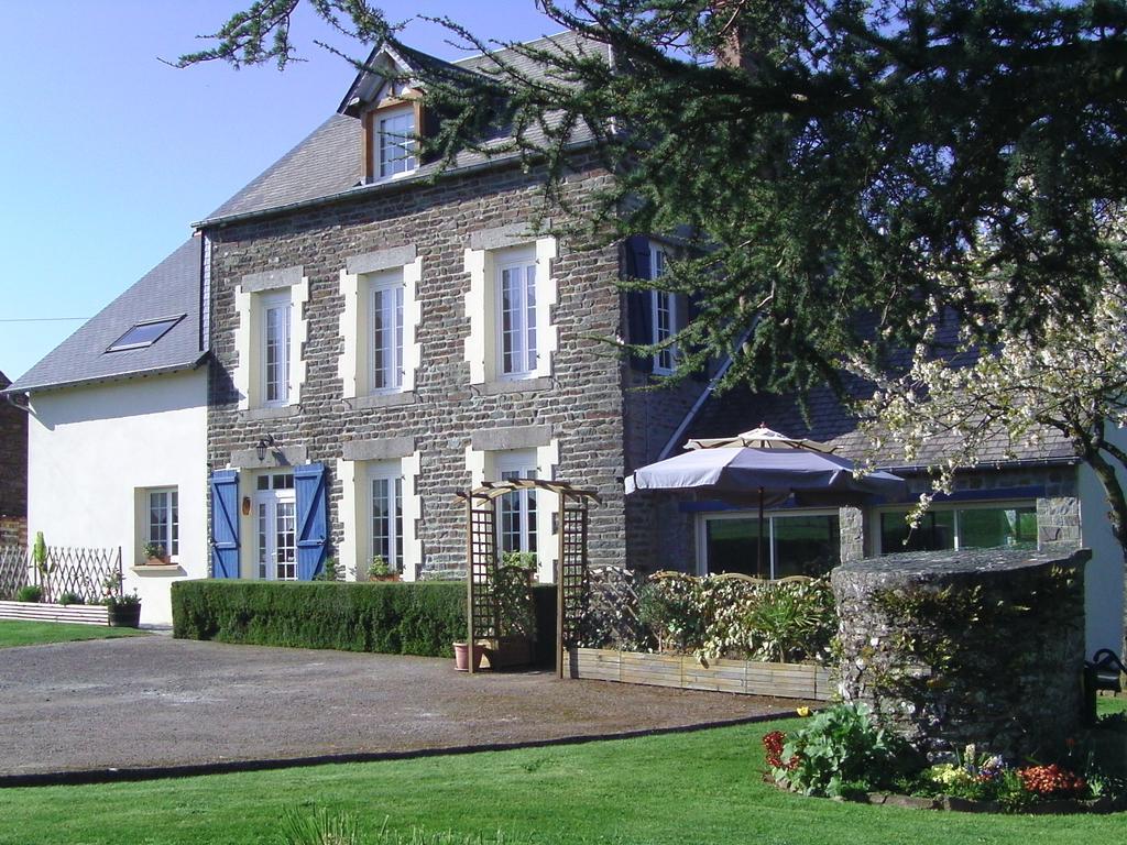 Chambre D'Hotes De La Mousse Saint Remy sur Orne Esterno foto